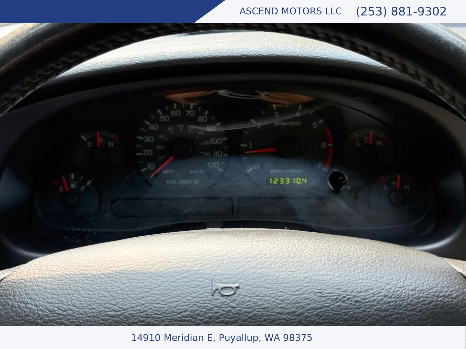 Used 2004 Ford Mustang GT RWD image 13