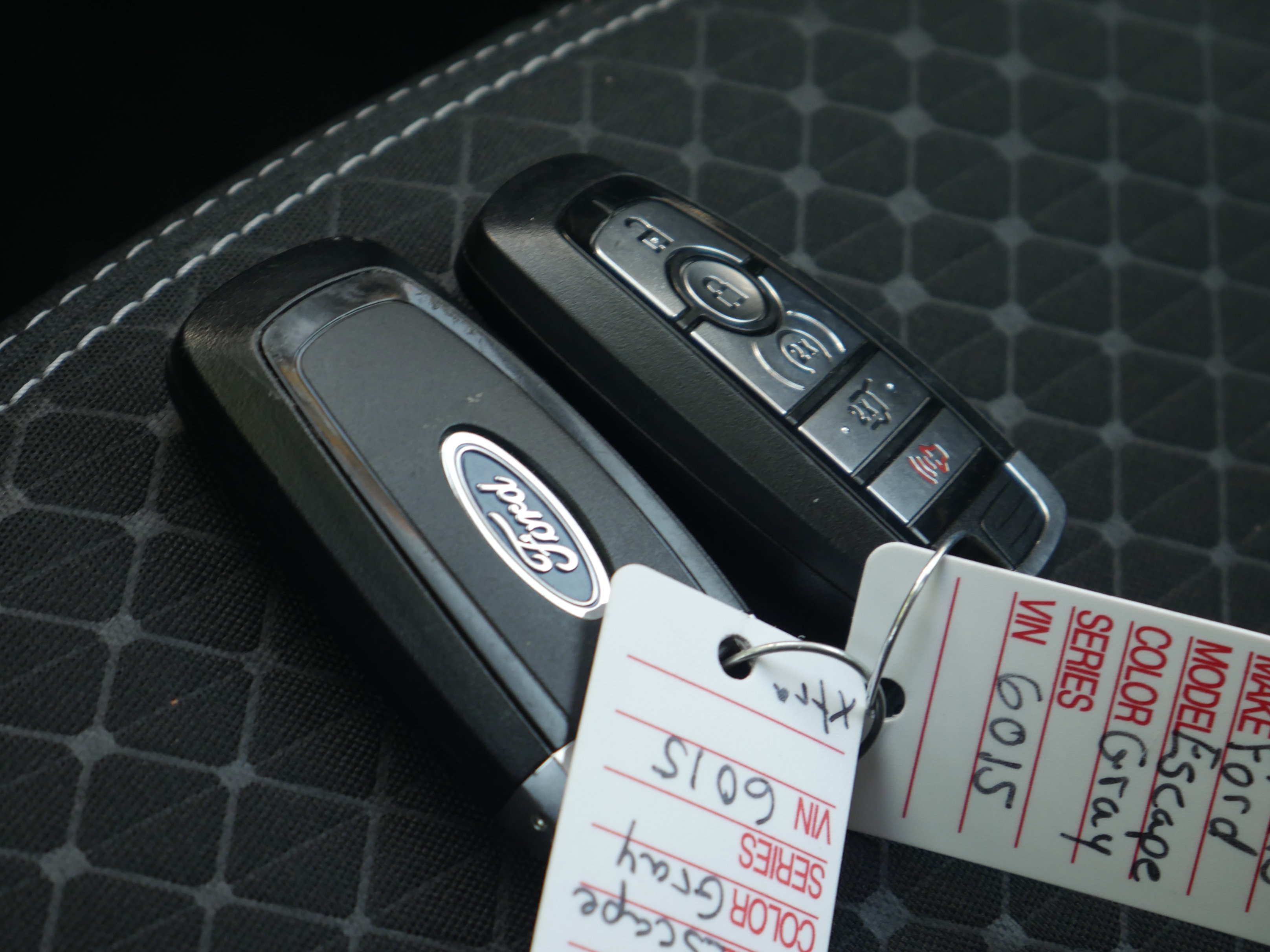 Certified 2025 Ford Escape Active AWD/4WD image 32