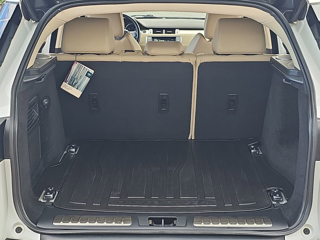 Used 2015 Land Rover Range Rover Evoque Pure Premium image 13