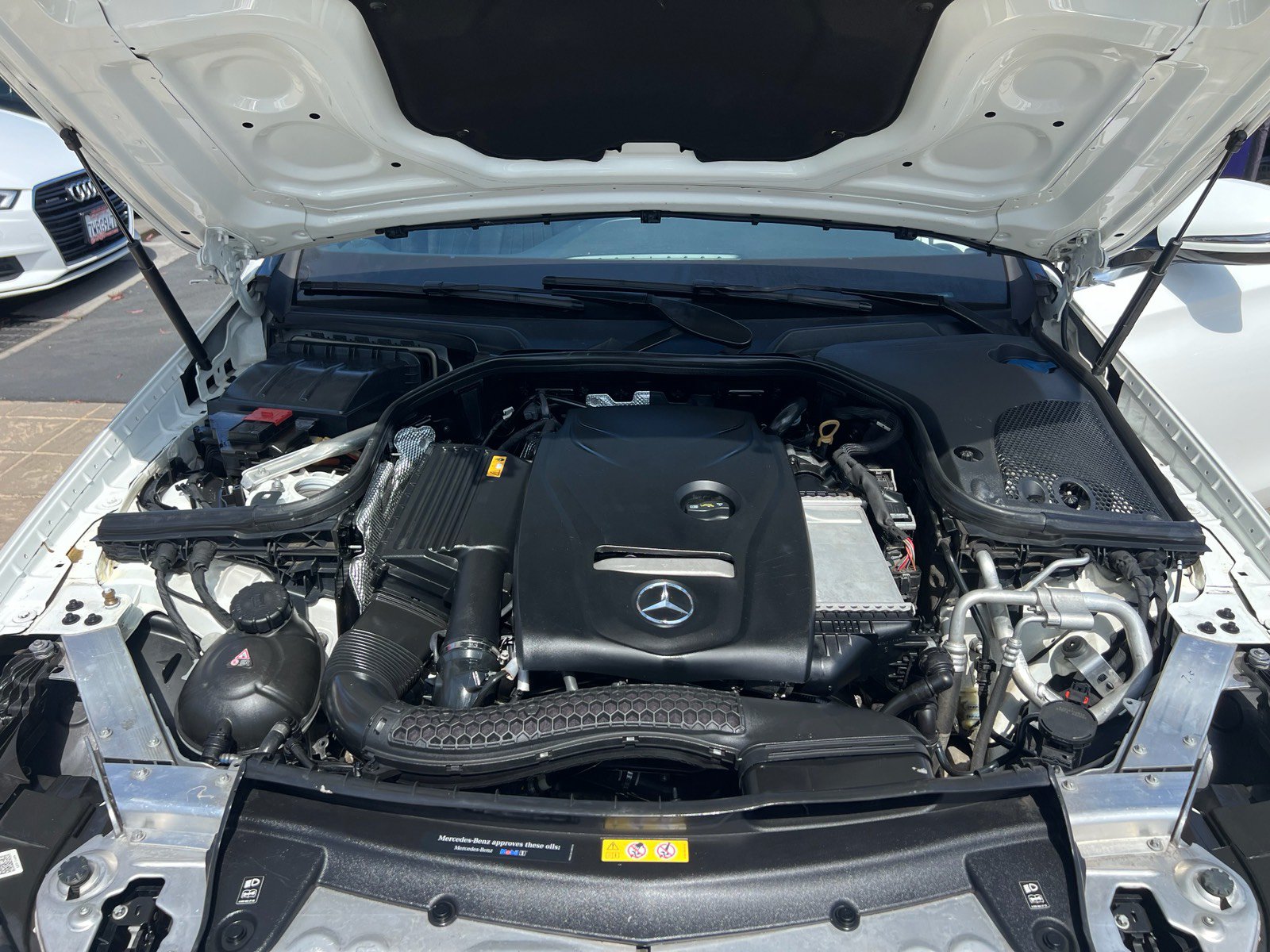 Used 2018 Mercedes-Benz E 300 w/ Premium 2 Package (Q02) image 31