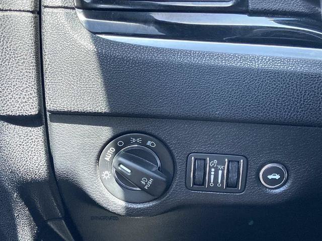 Used 2021 Chrysler 300 S RWD image 13