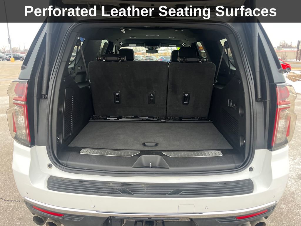 Used 2023 Chevrolet Suburban Premier image 29