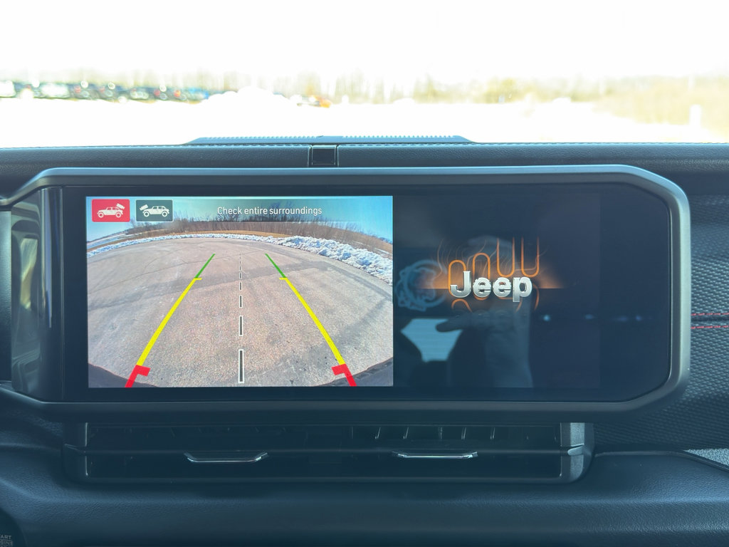 Used 2024 Jeep Wrangler Rubicon 392 image 32