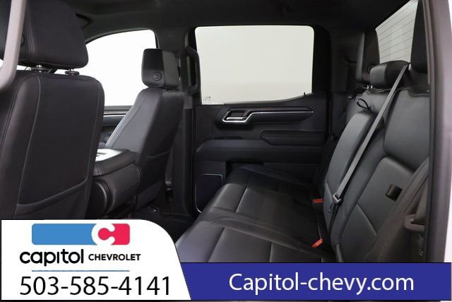 Used 2025 GMC Sierra 1500 SLT image 32