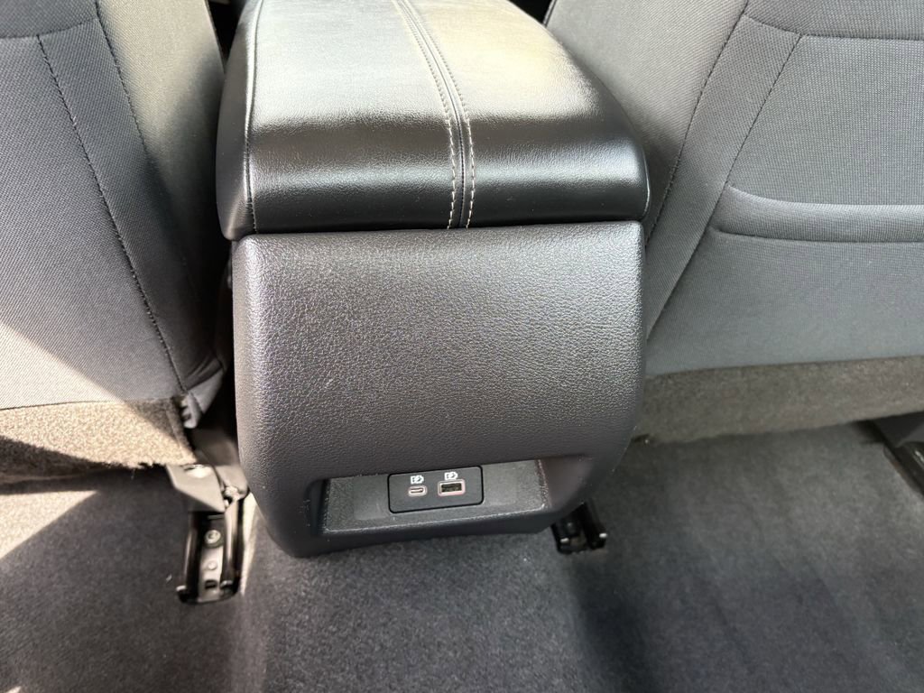 Used 2024 Nissan Altima 2.5 SV image 23