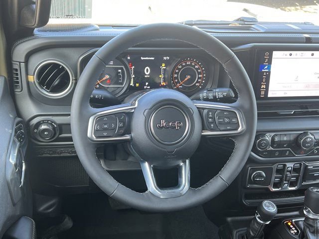 New 2026 Jeep Wrangler Unlimited Sahara AWD/4WD image 18