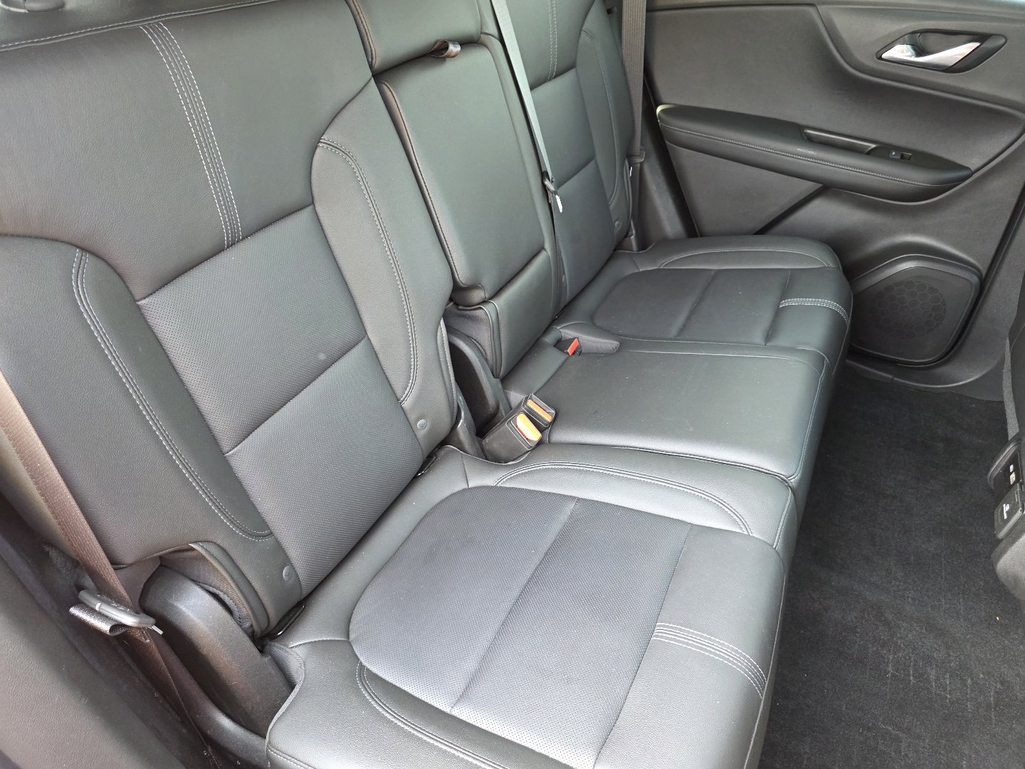 Used 2019 Chevrolet Blazer LT w/ Sun and Wheels Package AWD/4WD image 20