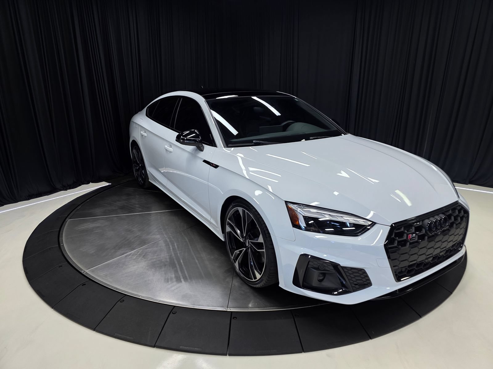 Used 2021 Audi S5 Premium Plus w/ Premium Plus Package AWD/4WD image 6