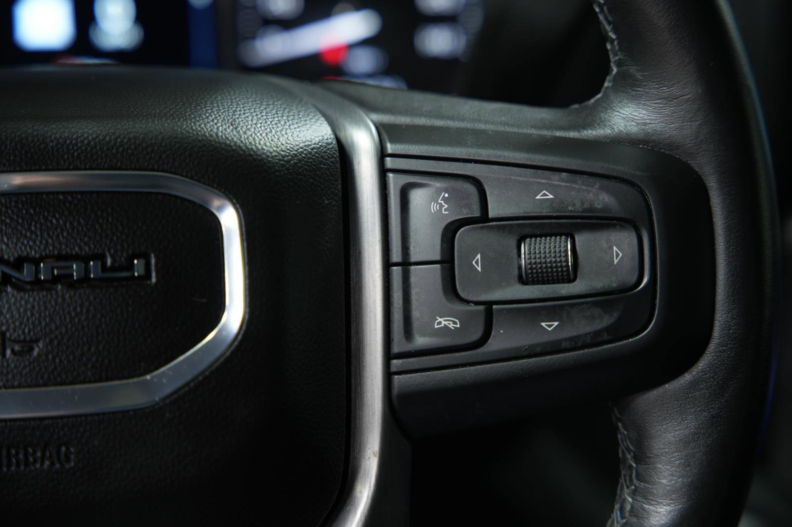 Used 2022 GMC Sierra 2500 Denali w/ Denali Ultimate Package image 32