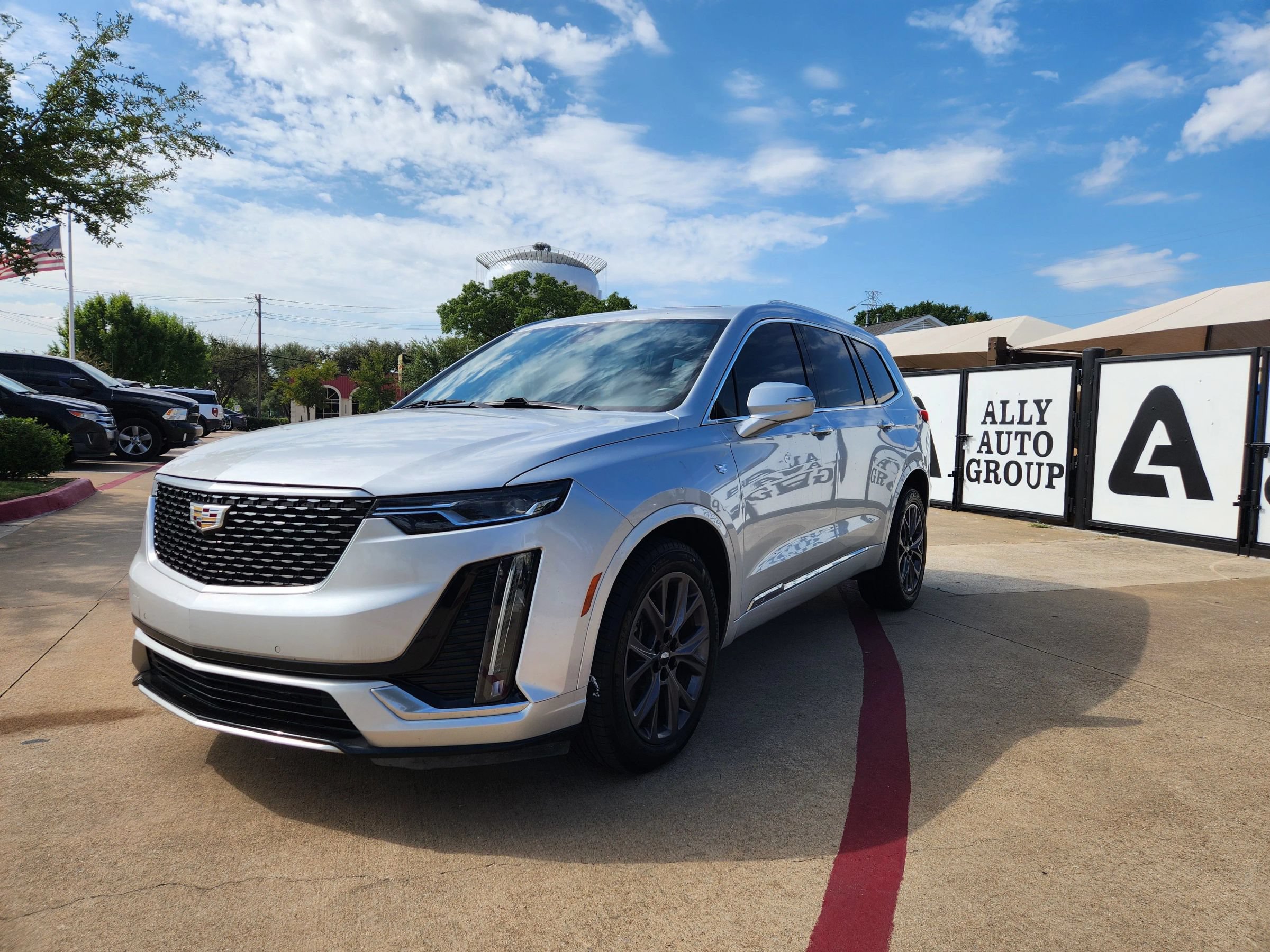 Used 2020 Cadillac XT6 Premium Luxury AWD/4WD image 1