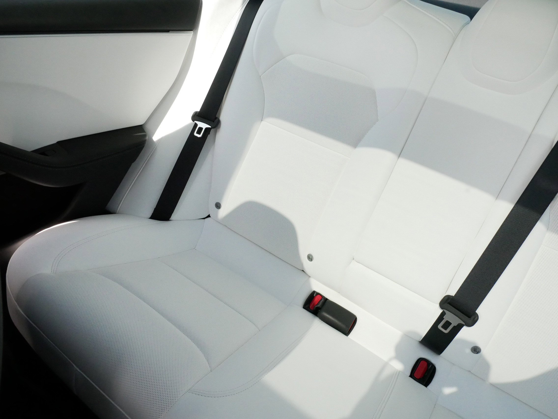 Used 2024 Tesla Model 3 Performance image 12