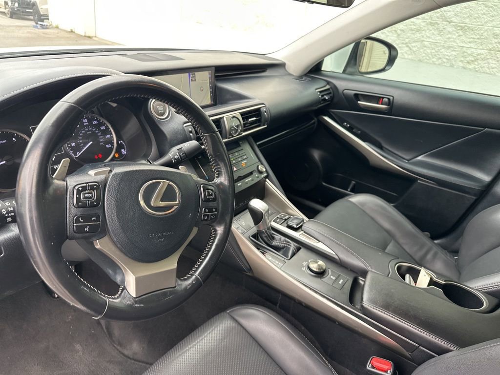 Used 2017 Lexus IS 300 300 w/ Navigation System Package image 11
