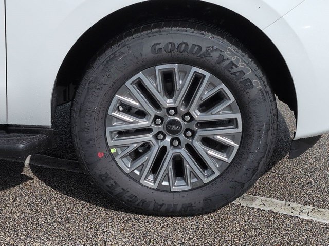 New 2027 Ford Expedition Max Platinum AWD/4WD image 11