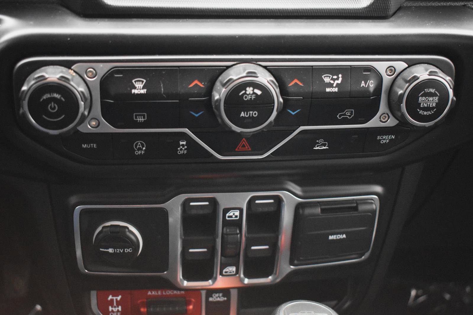 Used 2021 Jeep Gladiator Mojave image 9