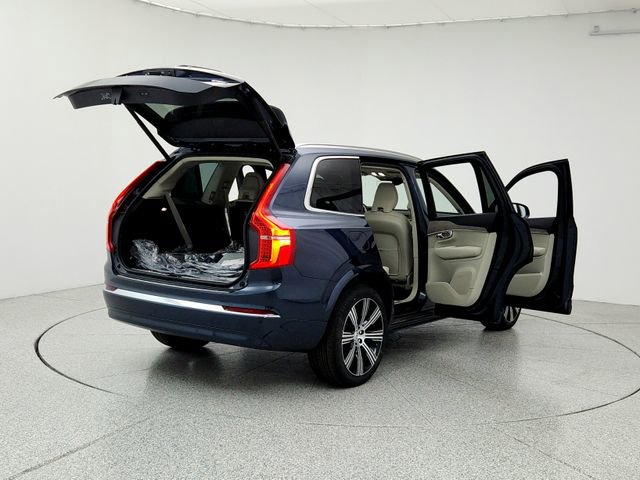 New 2025 Volvo XC90 B6 Plus w/ Protection Package Premier image 11