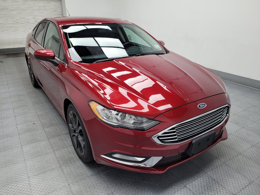 Used 2018 Ford Fusion SE w/ Equipment Group 201A FWD image 13