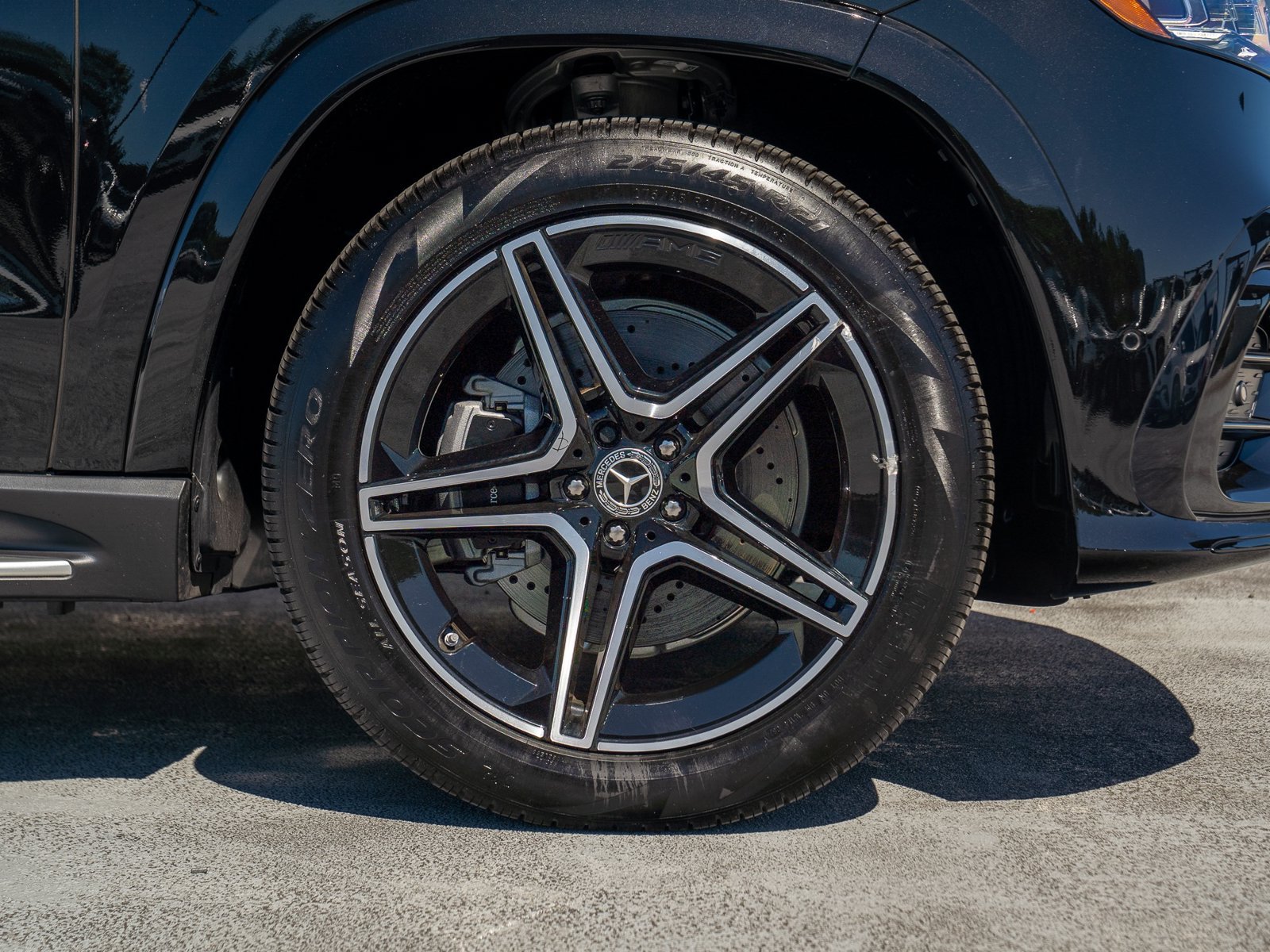 Certified 2024 Mercedes-Benz GLS 450 4MATIC w/ AMG Line Exterior image 15