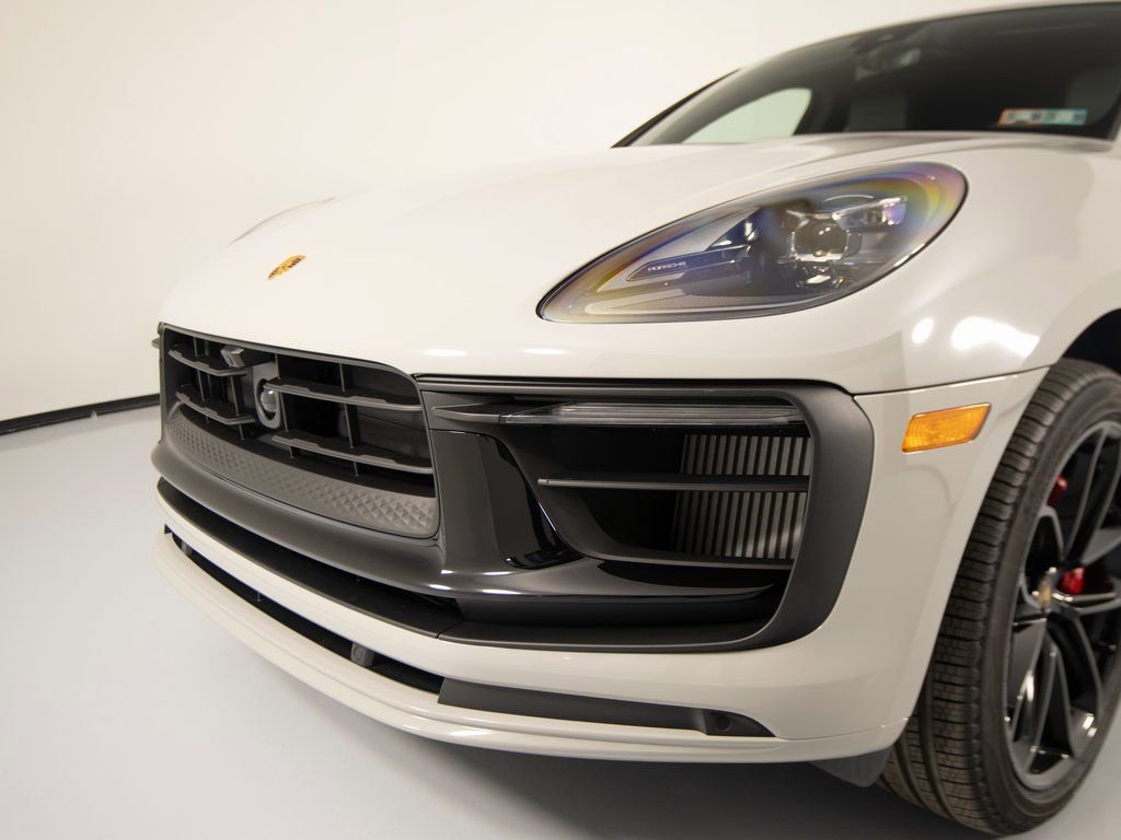 New 2026 Porsche Macan GTS image 45
