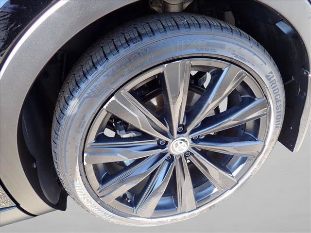 Certified 2026 Toyota Crown AWD/4WD image 7