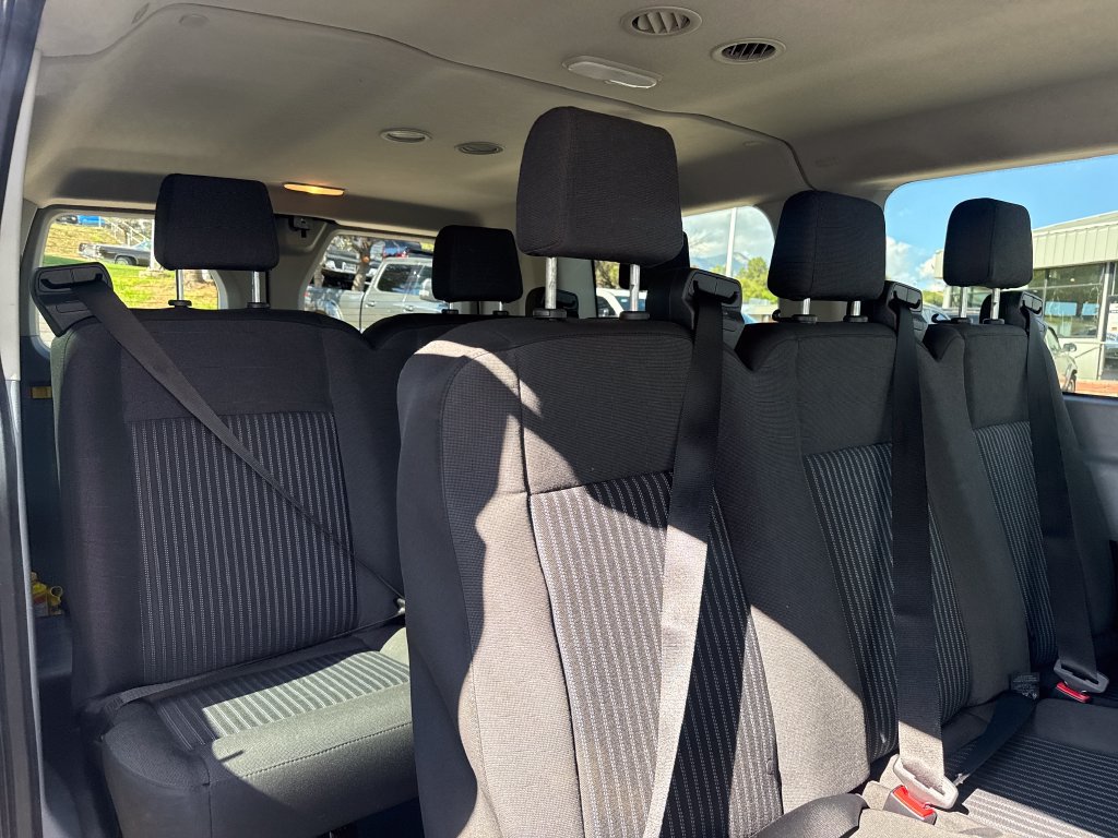 Used 2018 Ford Transit 150 XL RWD image 23