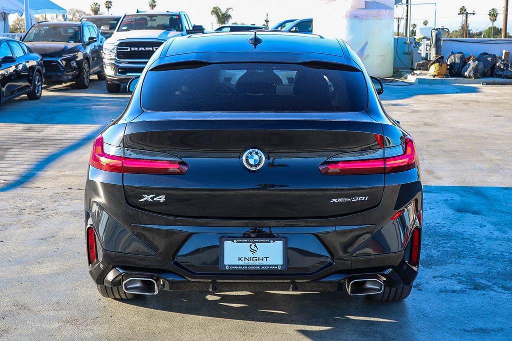 Used 2025 BMW X4 xDrive30i image 7