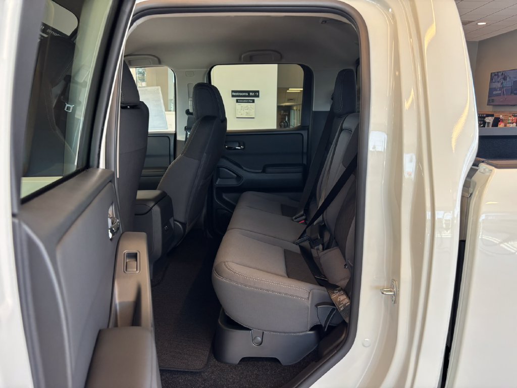 New 2026 Nissan Frontier SV w/ Tow Package AWD/4WD image 24