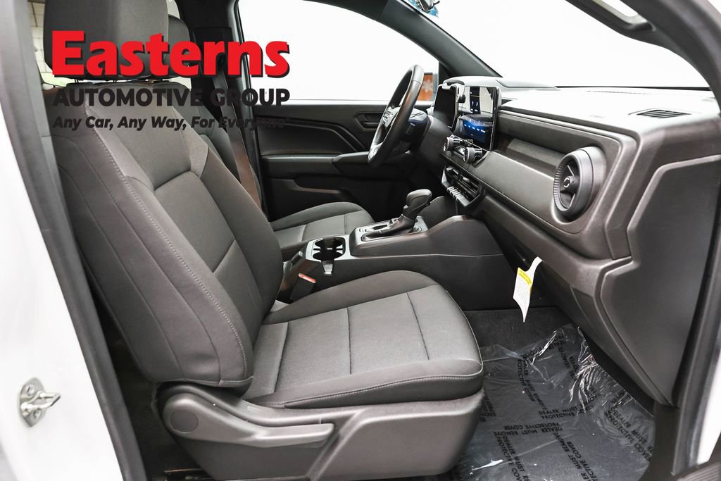 Used 2024 Chevrolet Colorado W/T image 24