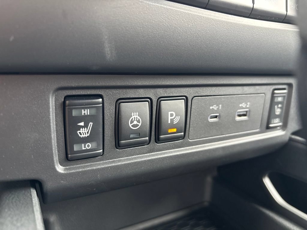 Certified 2026 Nissan Frontier SV w/ SV Convenience Package AWD/4WD image 28