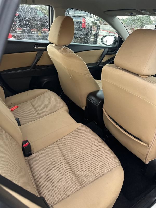 Used 2013 MAZDA MAZDA3 i Touring FWD image 11