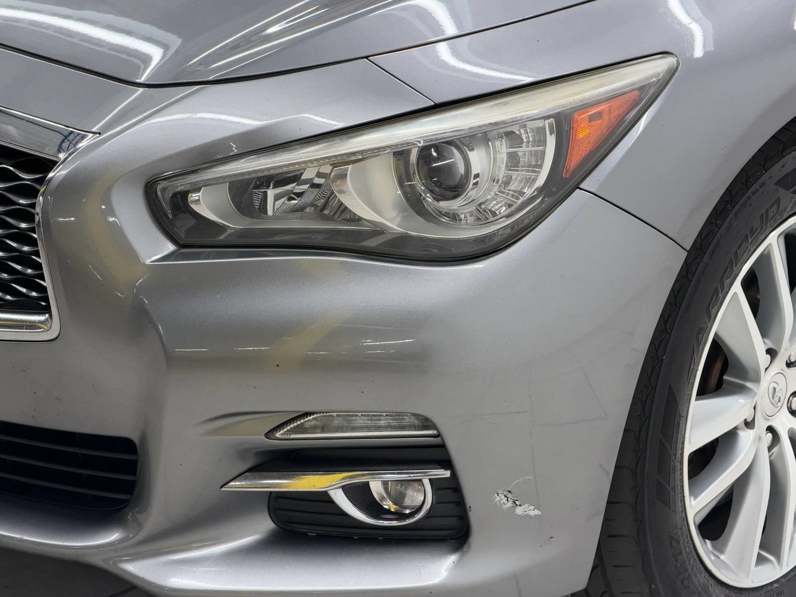 Used 2015 INFINITI Q50 Premium w/ Navigation Package AWD/4WD image 4