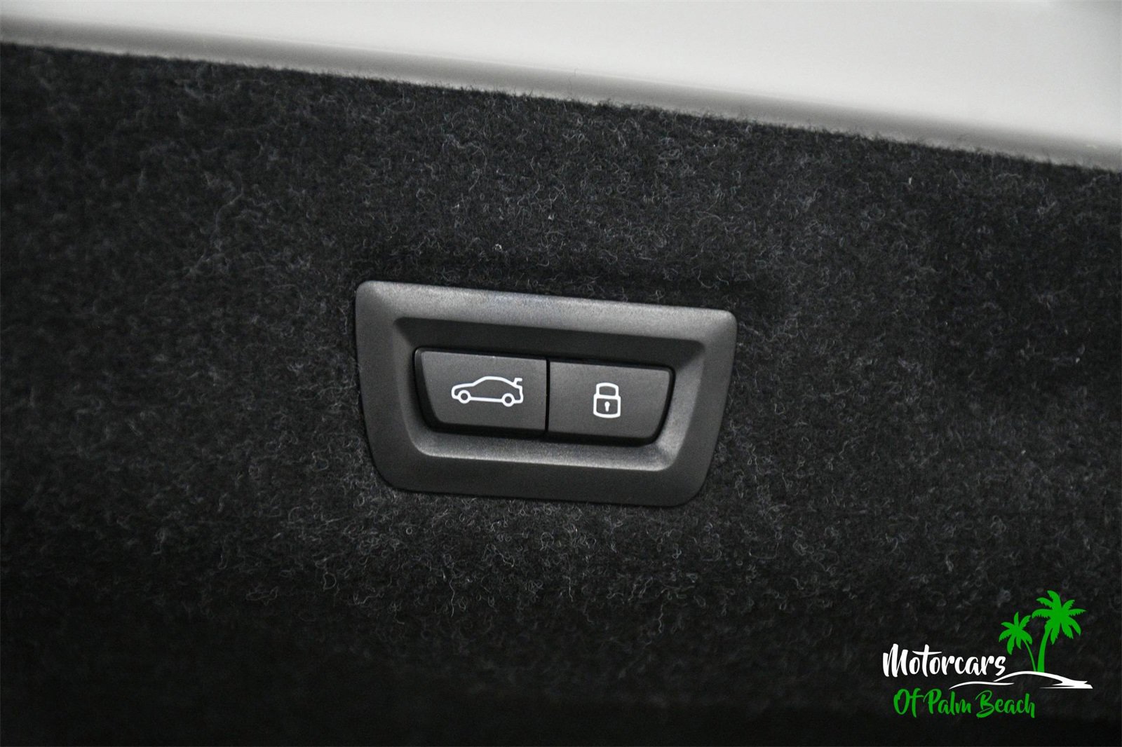 Used 2025 BMW i5 M60 w/ Premium Package image 64