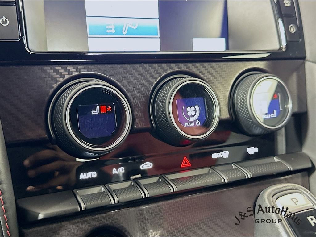 Used 2016 Jaguar F-TYPE R image 26