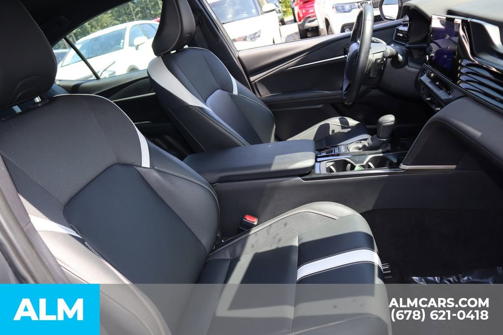 Used 2025 Toyota Camry SE image 24