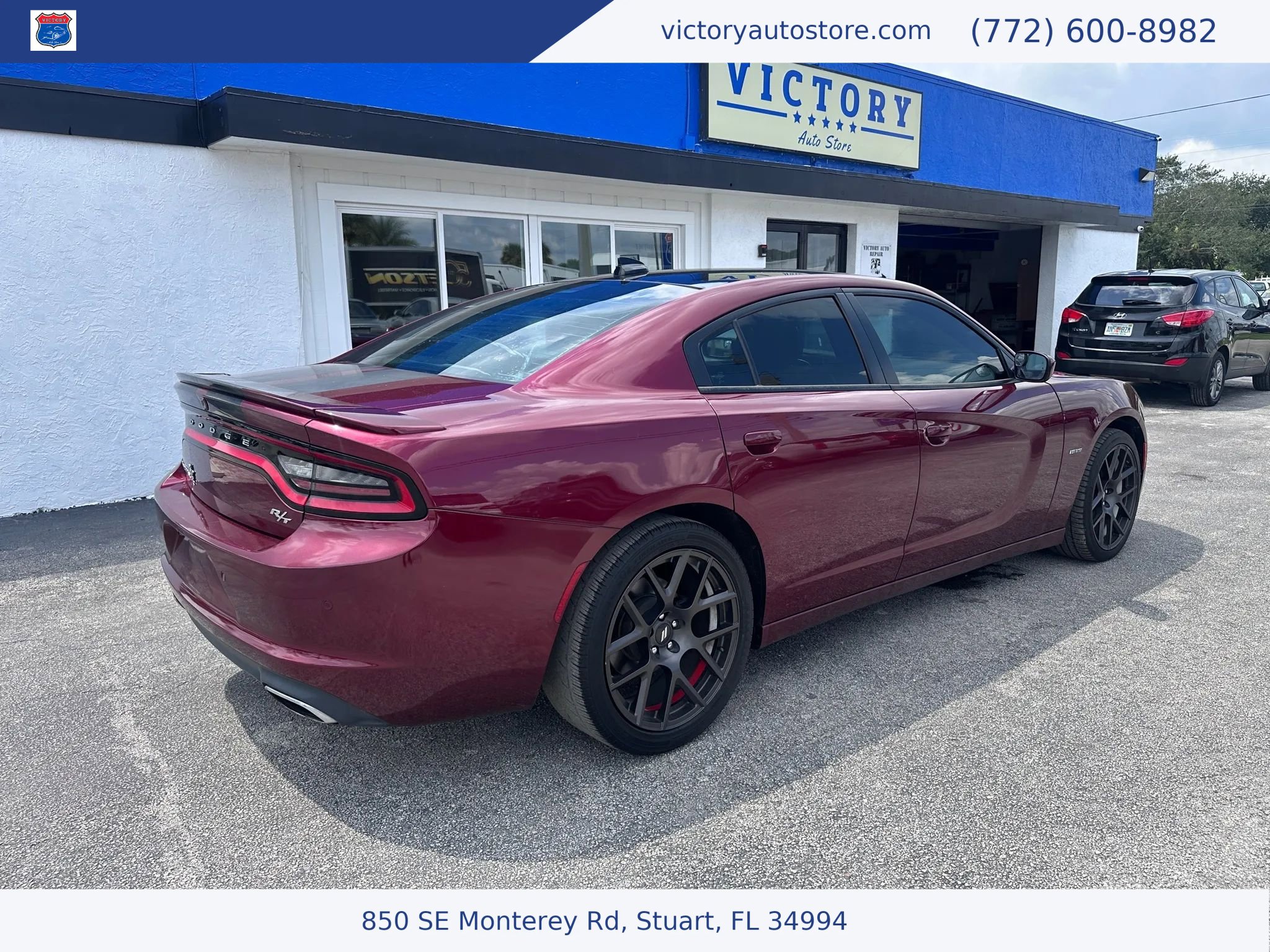 Used 2018 Dodge Charger R/T w/ Navigation & Travel Group image 10