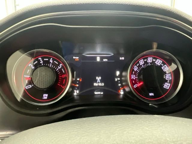 Used 2018 Dodge Challenger R/T Plus image 9