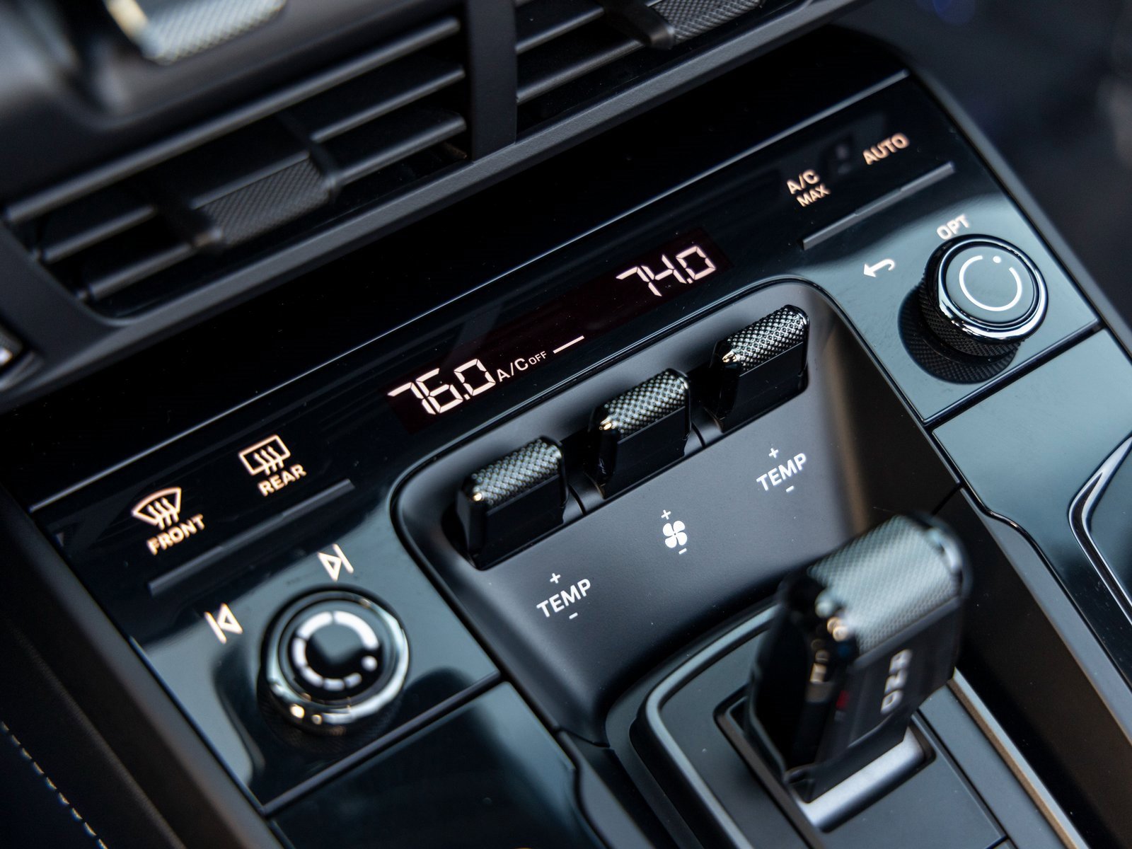 Certified 2025 Porsche 911 Carrera GTS image 35