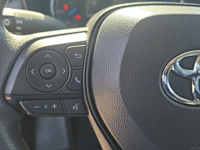 Used 2025 Toyota RAV4 LE image 16