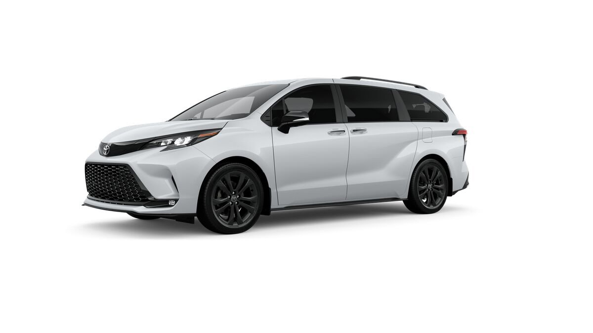 New 2026 Toyota Sienna XSE image 2