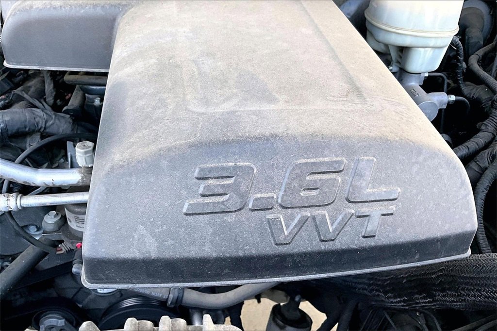 Certified 2017 RAM 1500 Classic SLT image 36