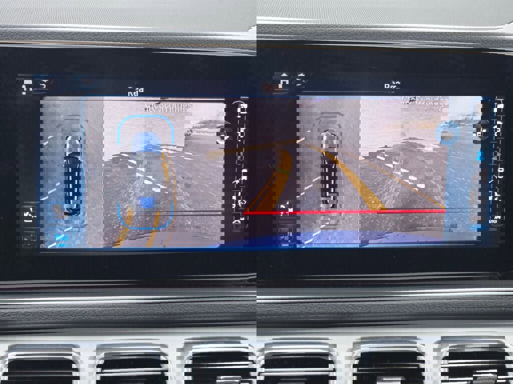 Used 2024 Mercedes-Benz GLE 450e 4MATIC image 27