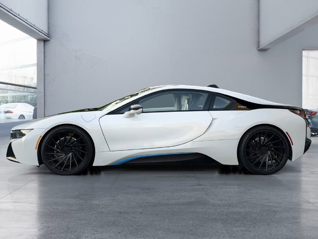 Used 2019 BMW i8 image 9
