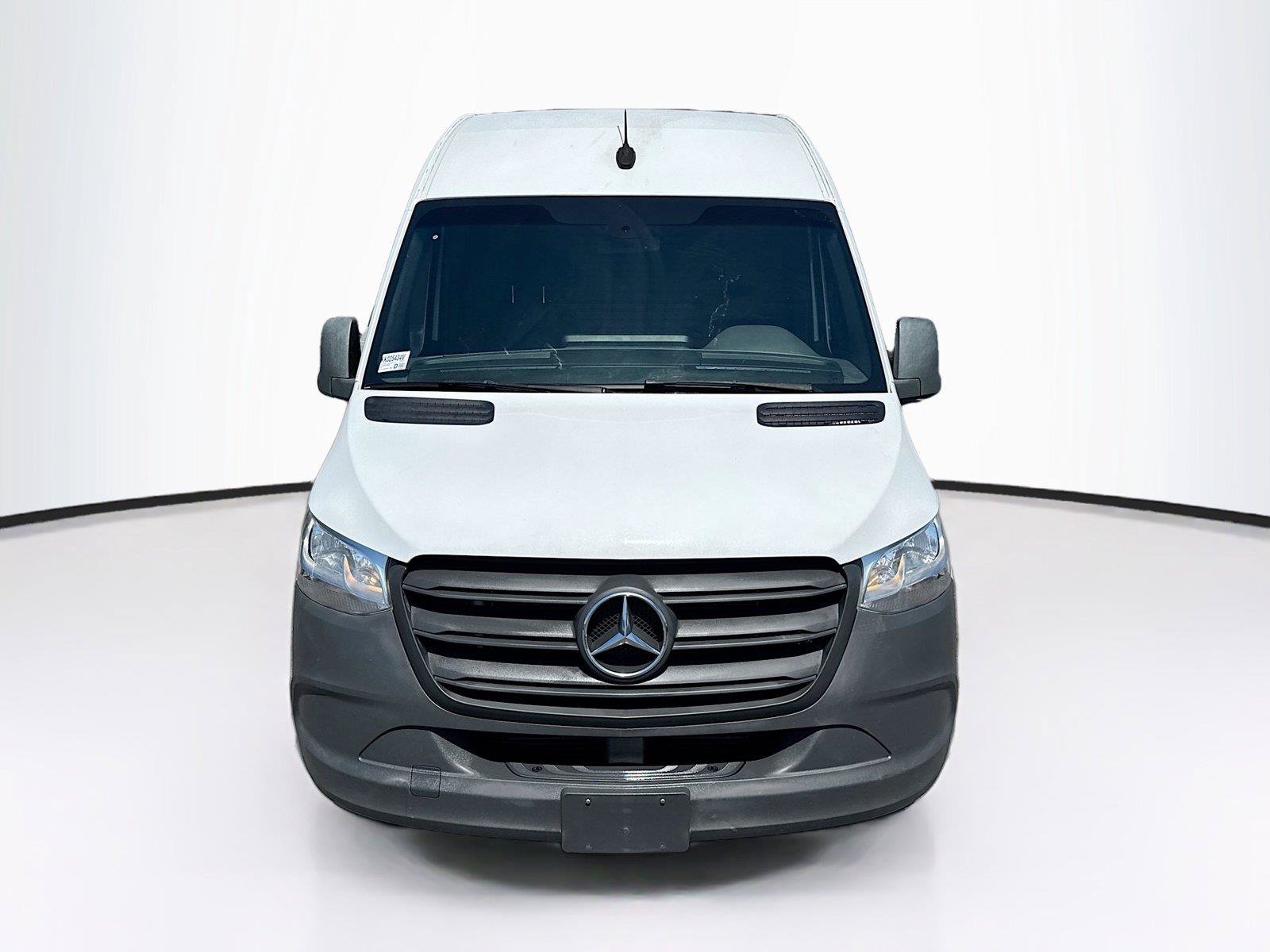 Used 2020 Mercedes-Benz Sprinter 2500 w/ Driver Convenience Package image 20