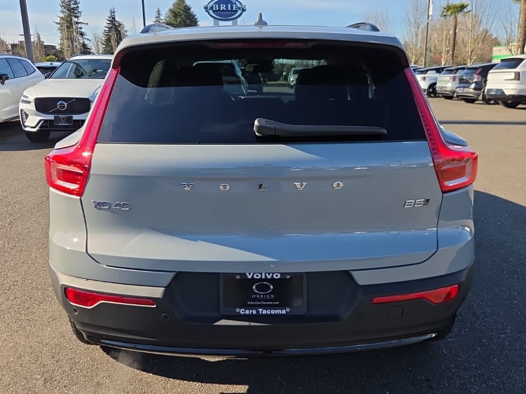 New 2026 Volvo XC40 B5 Plus w/ Protection Package Premier AWD/4WD image 12