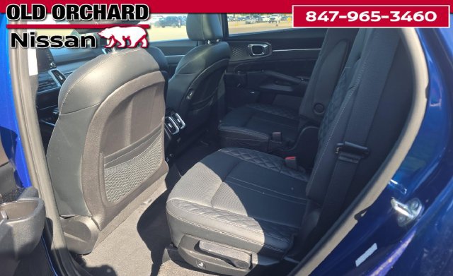 Used 2023 Kia Sorento SX AWD/4WD image 11