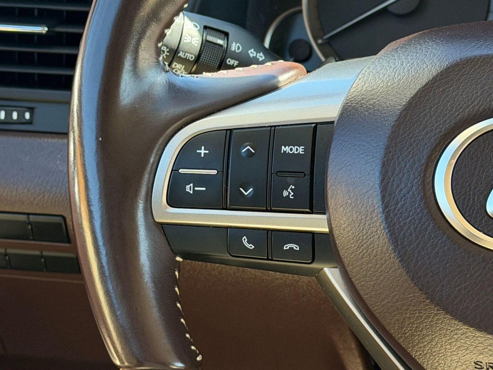 Used 2018 Lexus RX 350L image 17