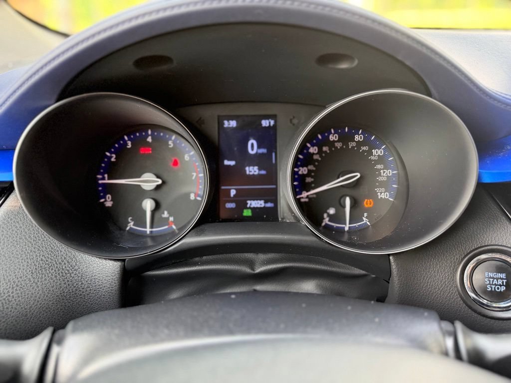 Used 2020 Toyota C-HR XLE FWD image 21