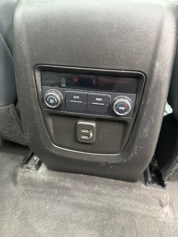 Used 2020 Buick Enclave Essence image 34