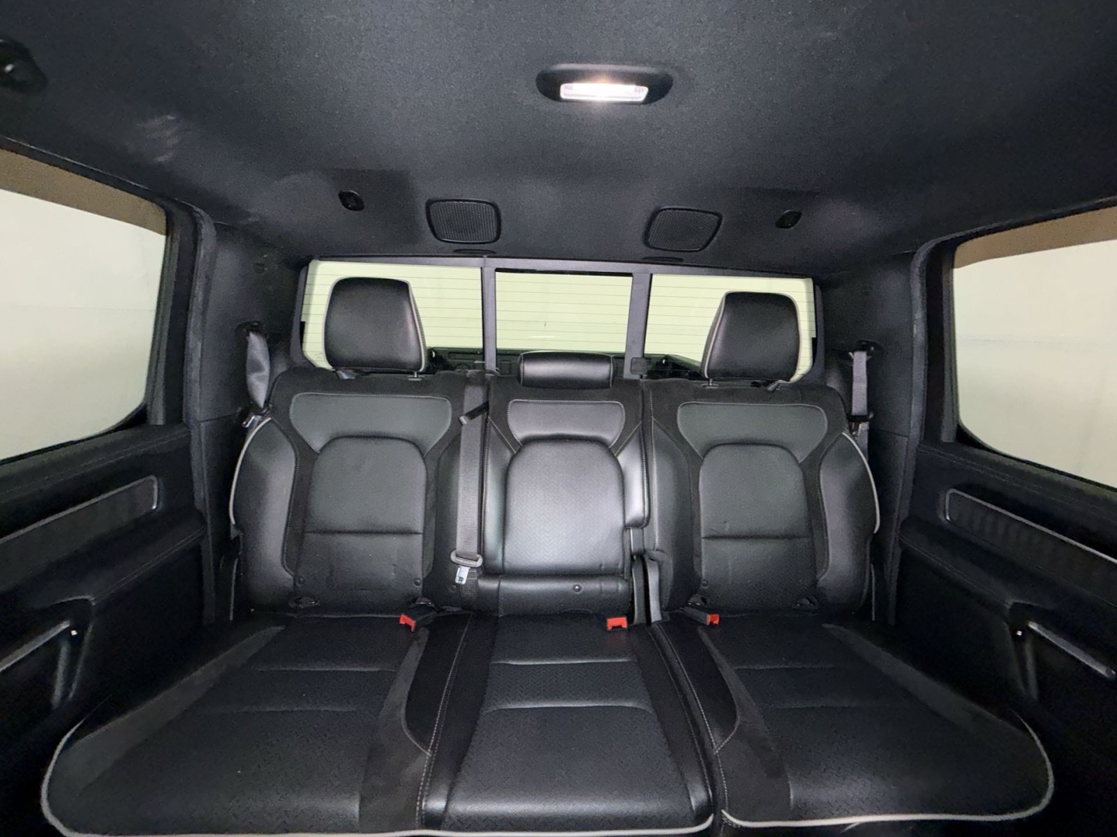 Used 2019 RAM 1500 Laramie w/ Sport Appearance Package AWD/4WD image 23