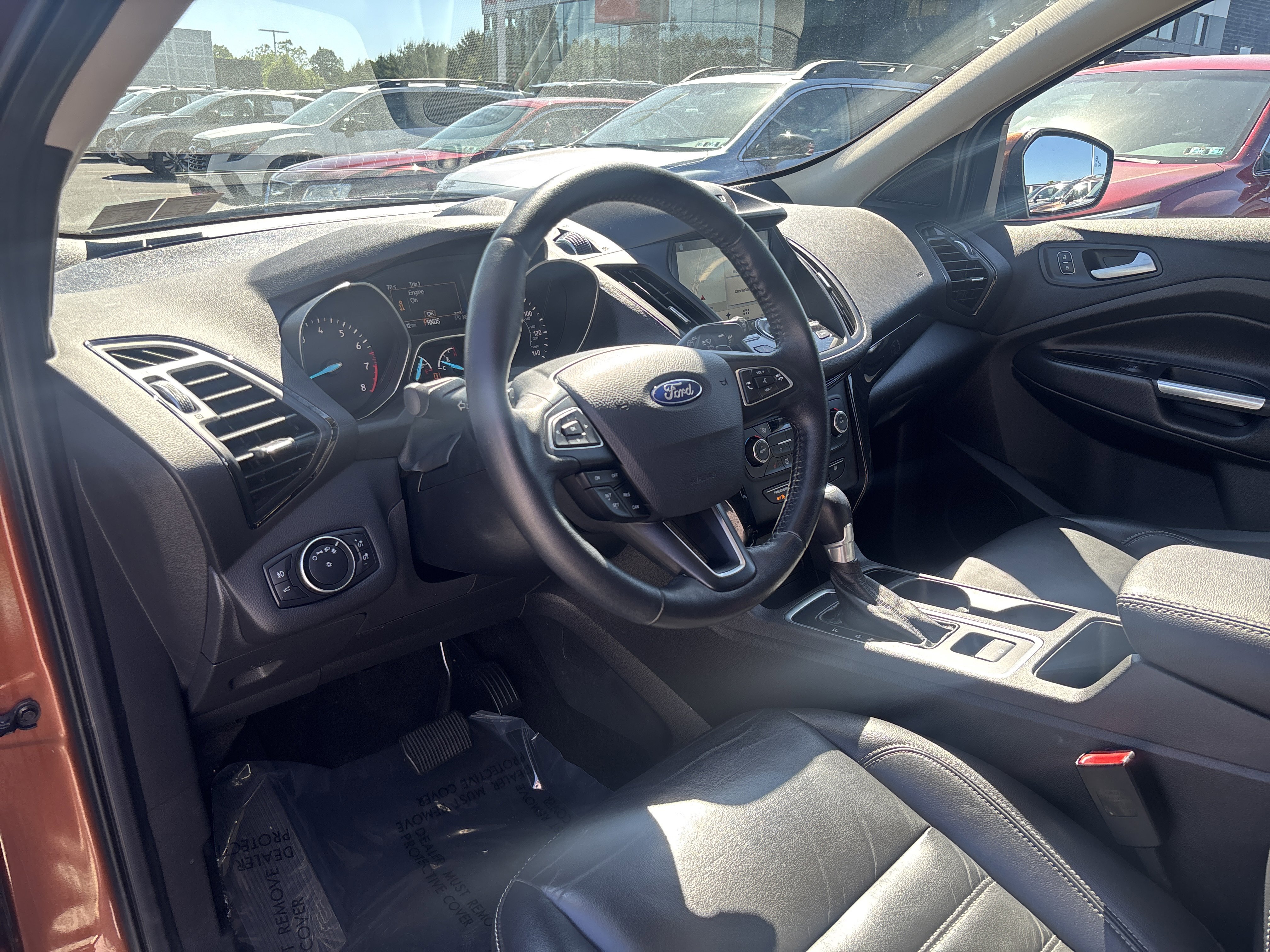 Used 2017 Ford Escape Titanium AWD/4WD image 34