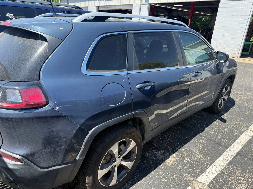 Used 2020 Jeep Cherokee Limited AWD/4WD image 2